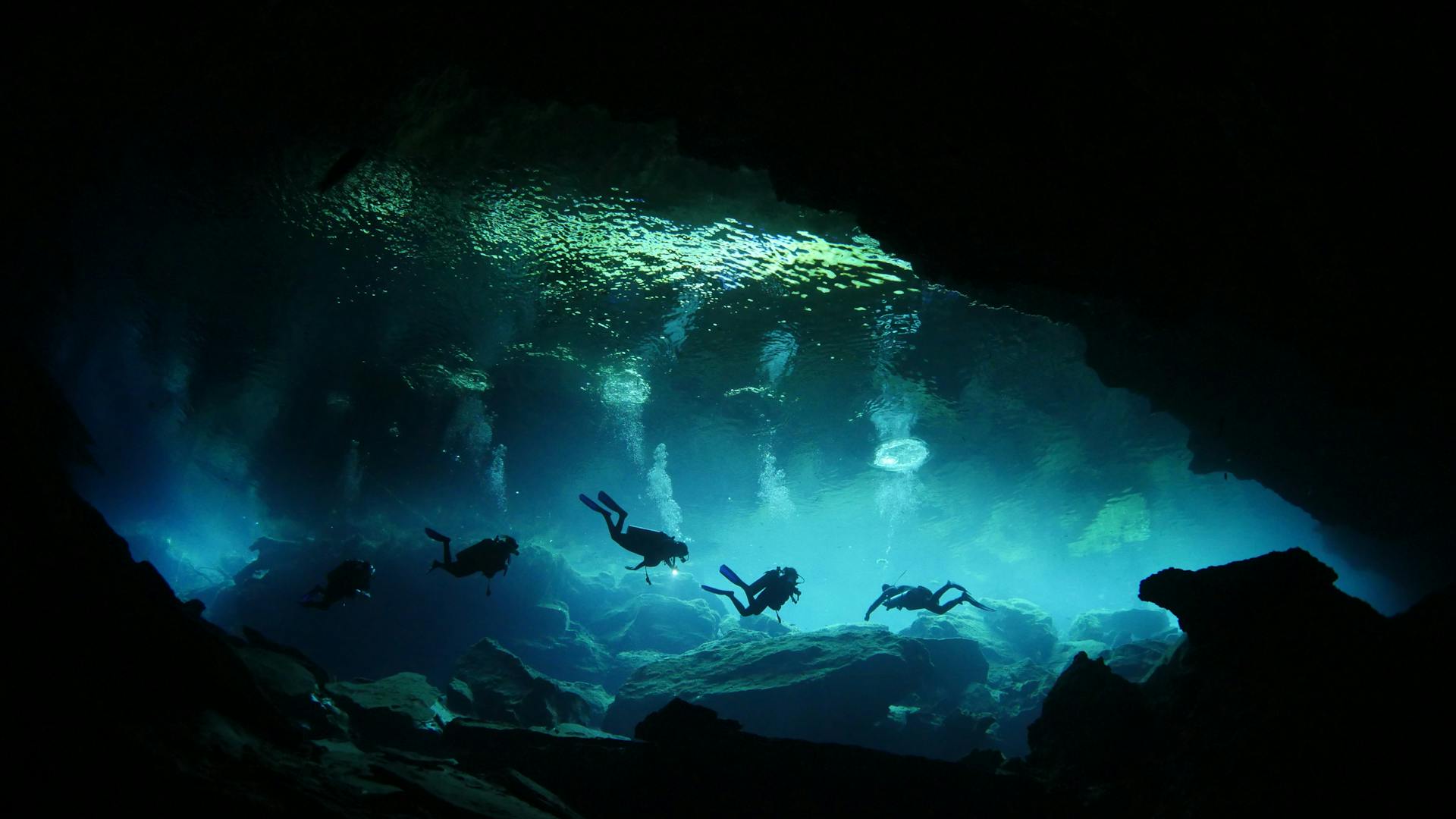 Cenote Diving